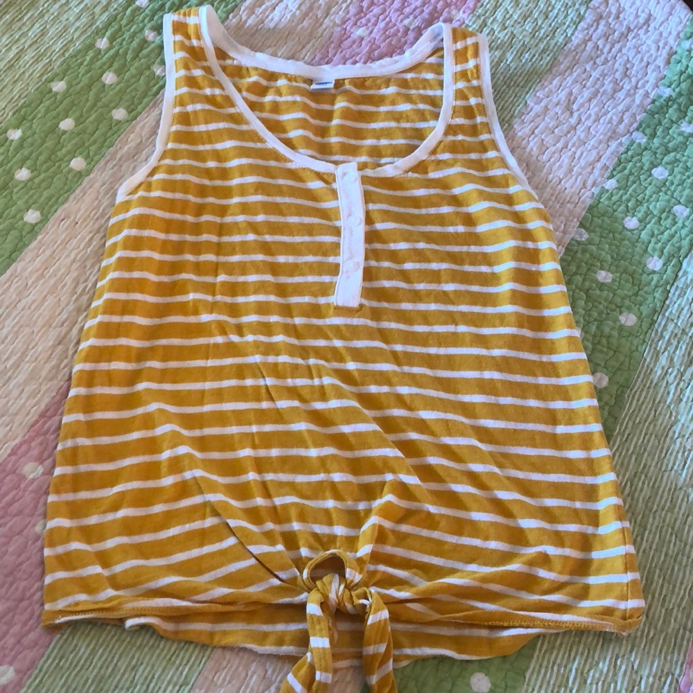 Yellow and white stripe tank top💛
